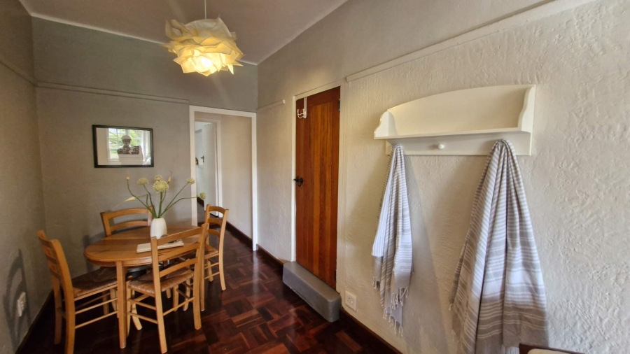 To Let 1 Bedroom Property for Rent in Clovelly Western Cape